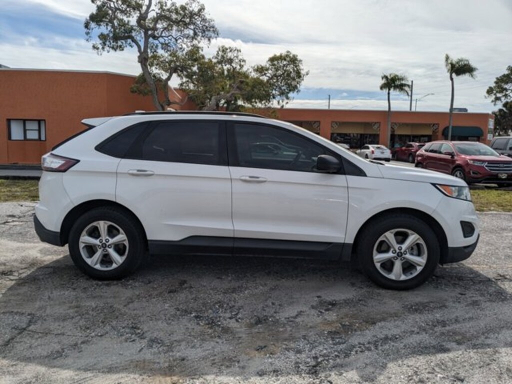 Used 2018 Ford Edge SE Sport Utility