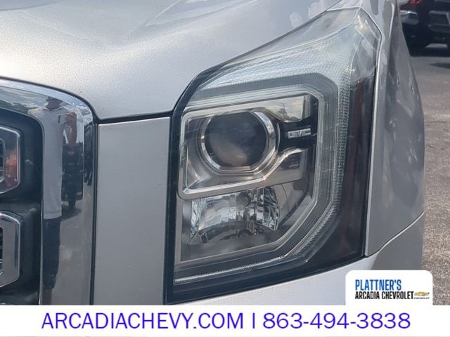 2015 GMC Yukon XL SLT - Photo 10
