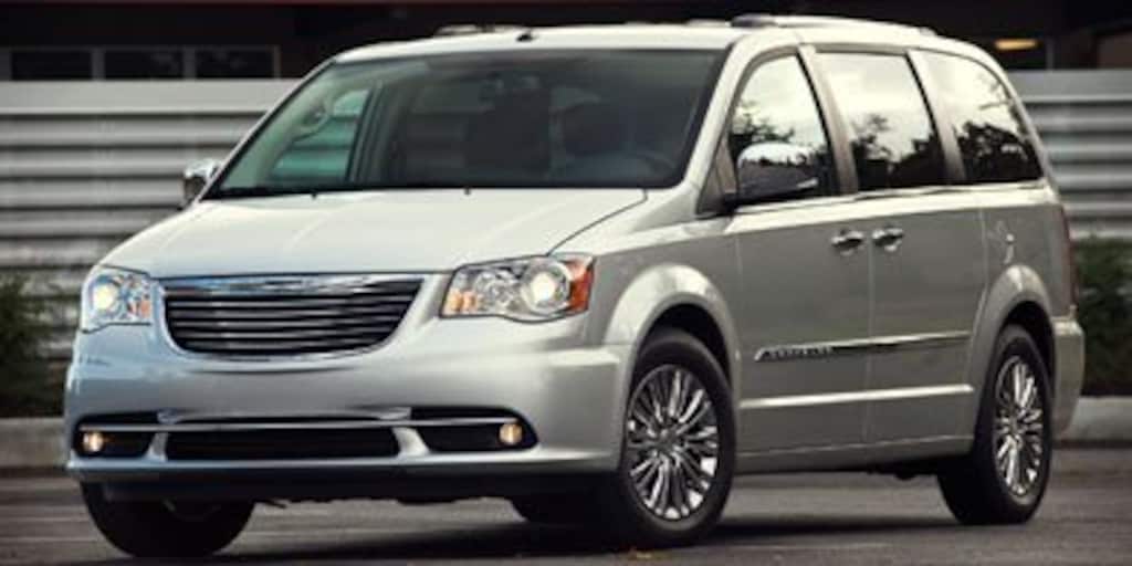 Used 2011 Chrysler Town & Country Touring-L Mini-van Passenger