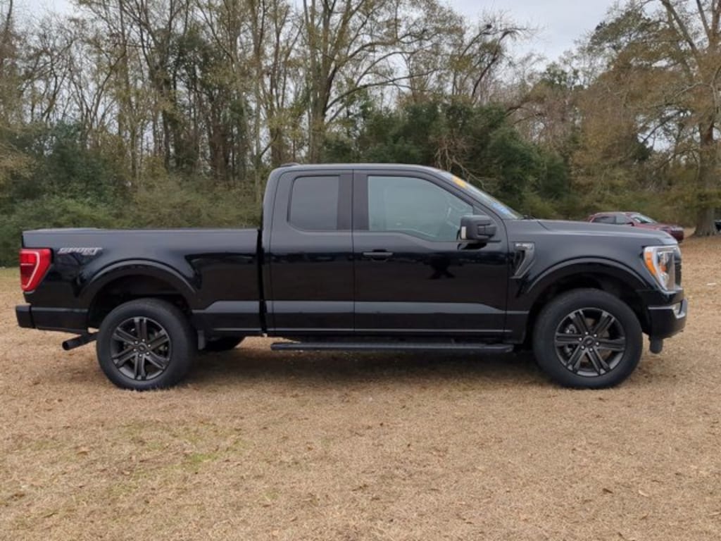 Used 2021 Ford F-150 XLT Extended Cab Pickup