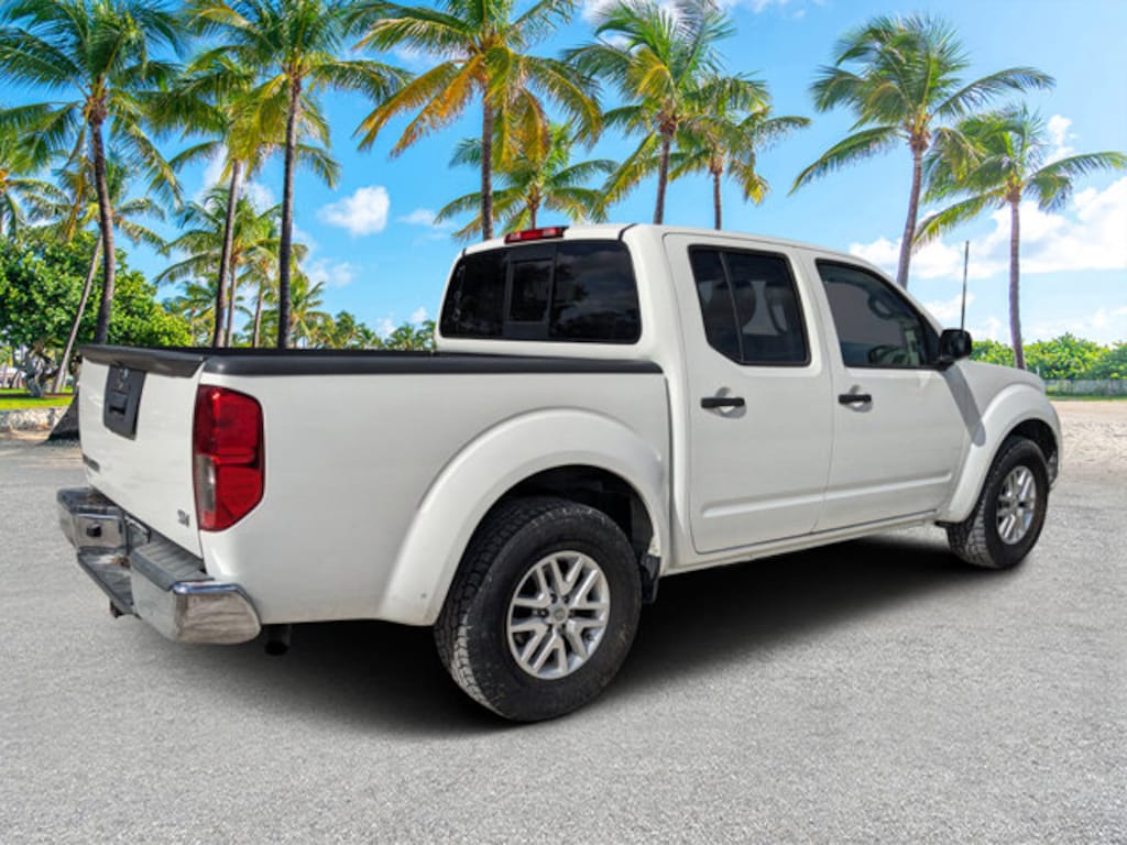 Used 2019 Nissan Frontier SV Crew Cab Pickup