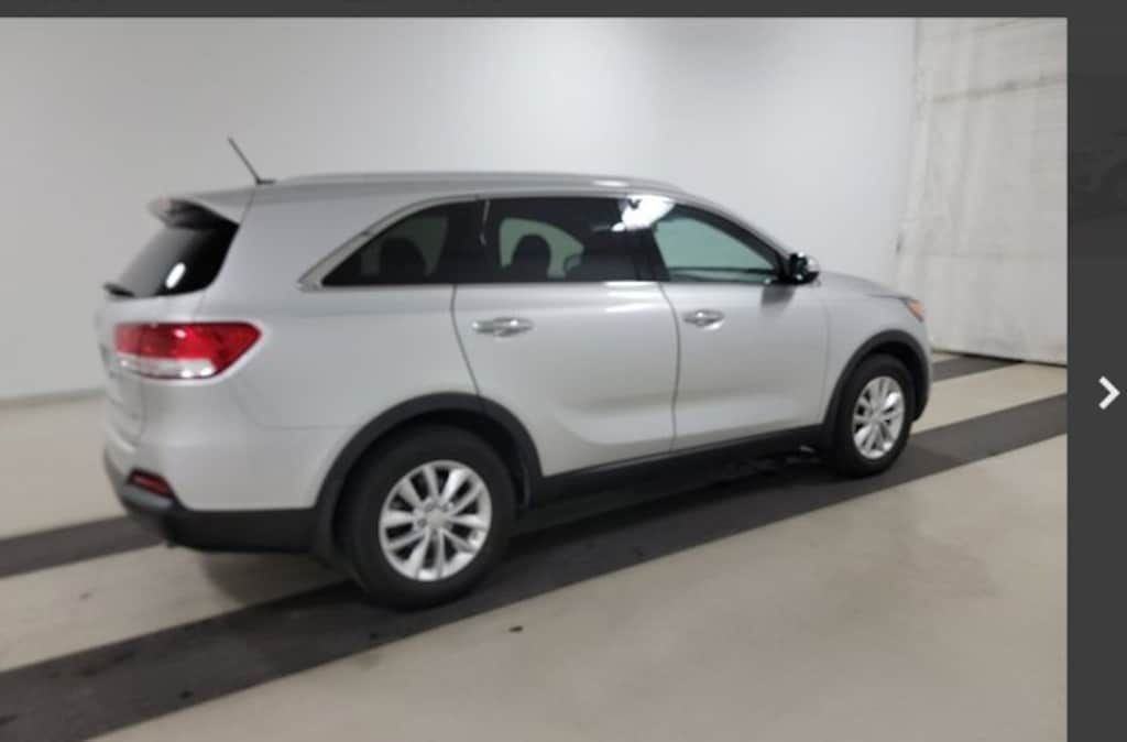 Used 2017 Kia Sorento LX Sport Utility
