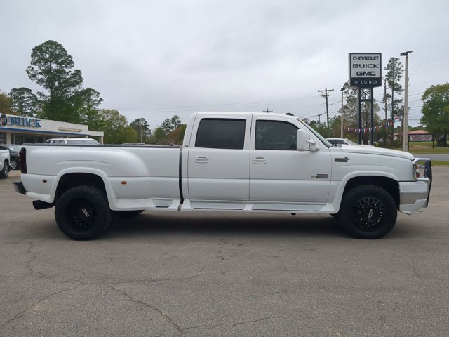 2006 Chevrolet Silverado 3500HD photo 3