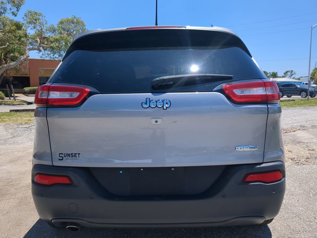 2018 Jeep Cherokee Latitude photo 4