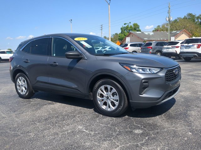 2023 Ford Escape Active photo 2