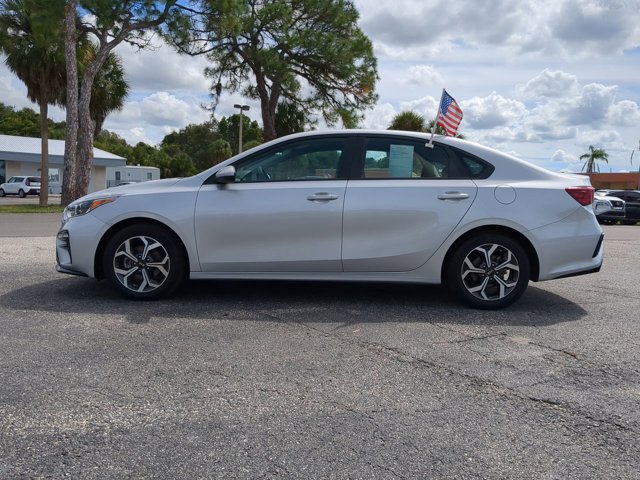 2021 Kia Forte LXS - Photo 6