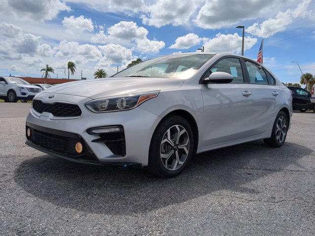 2021 Kia Forte LXS - Photo 7