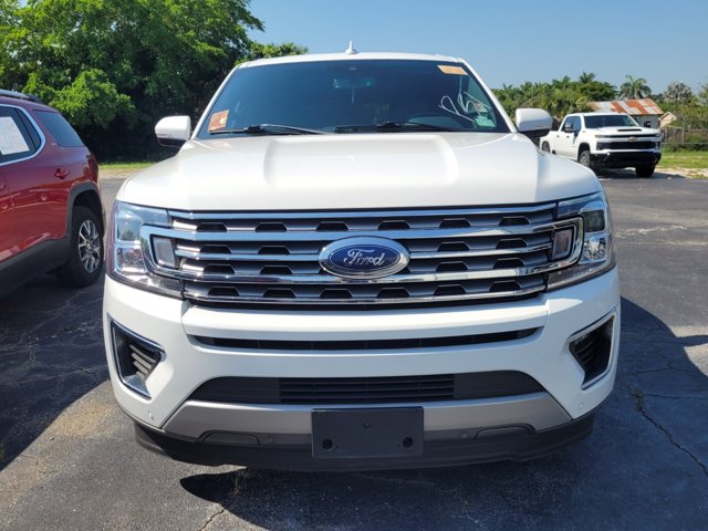 2021 Ford Expedition MAX Limited photo 2