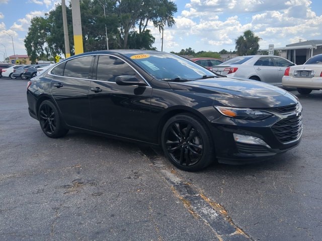 Used 2020 Chevrolet Malibu 1LT with VIN 1G1ZD5ST9LF128439 for sale in Chiefland, FL