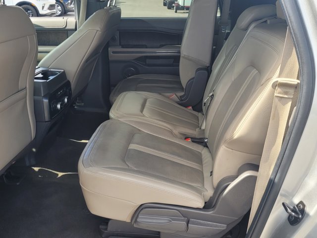 2020 Ford Expedition MAX Limited photo 4