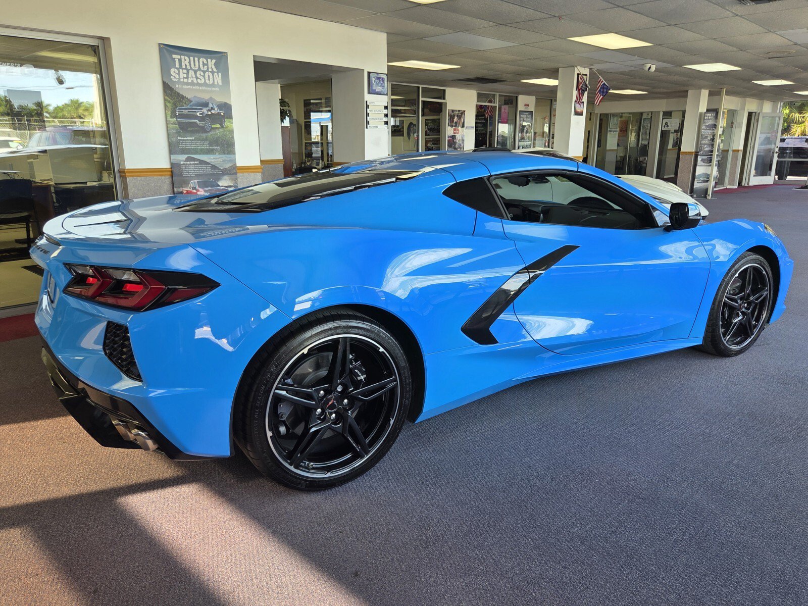 Used 2024 Chevrolet Corvette Stingray w/1LT Coupe