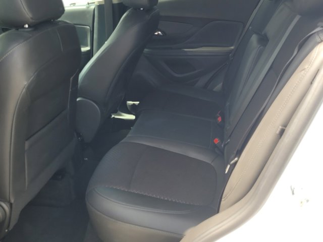 2021 Buick Encore Preferred photo 4