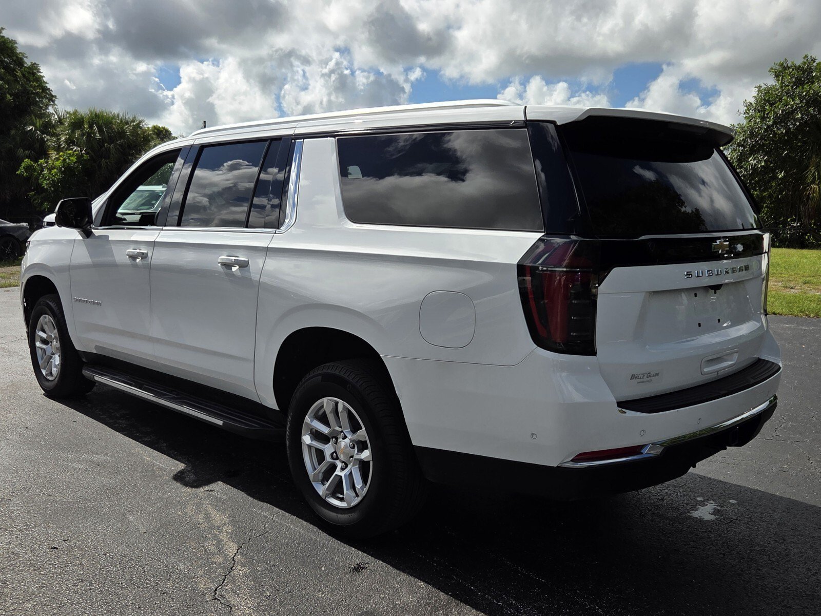 Used 2025 Chevrolet Suburban LS SUV