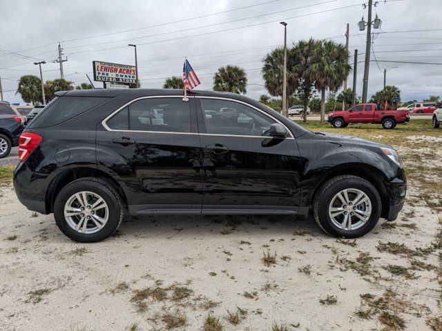 2017 Chevrolet Equinox LS photo 3