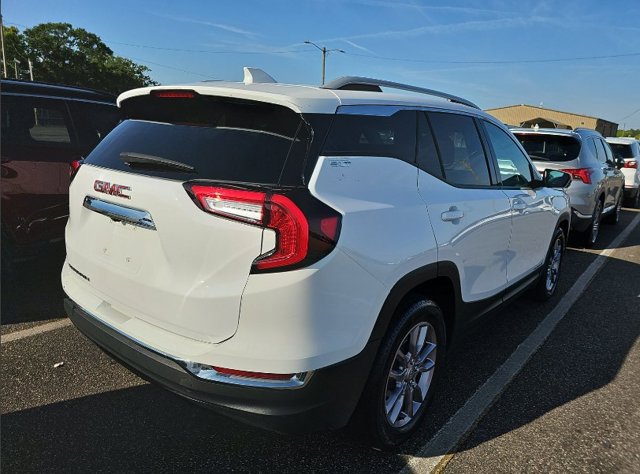 2023 Gmc Terrain SLT photo 3