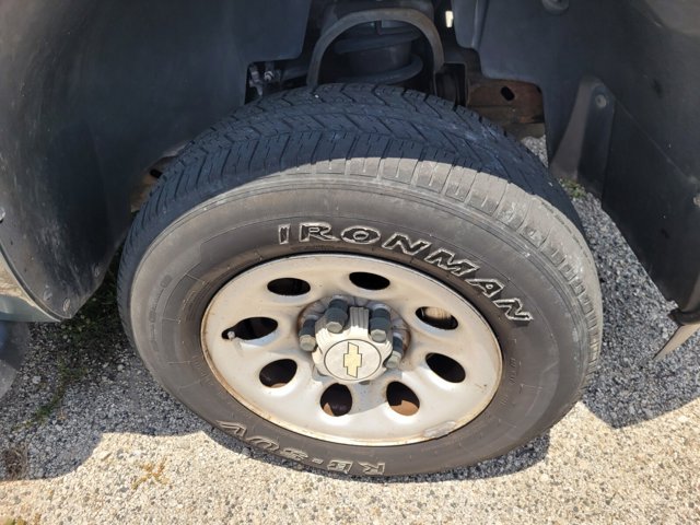 2009 Chevrolet Silverado 1500 Work Truck photo 4