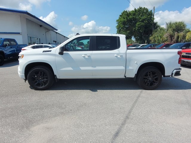 2024 Chevrolet Silverado 1500 RST photo 2