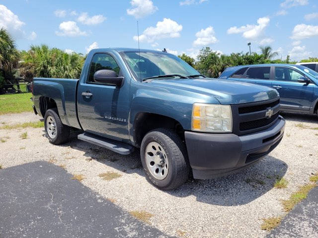 2009 Chevrolet Silverado 1500 Work Truck photo 3