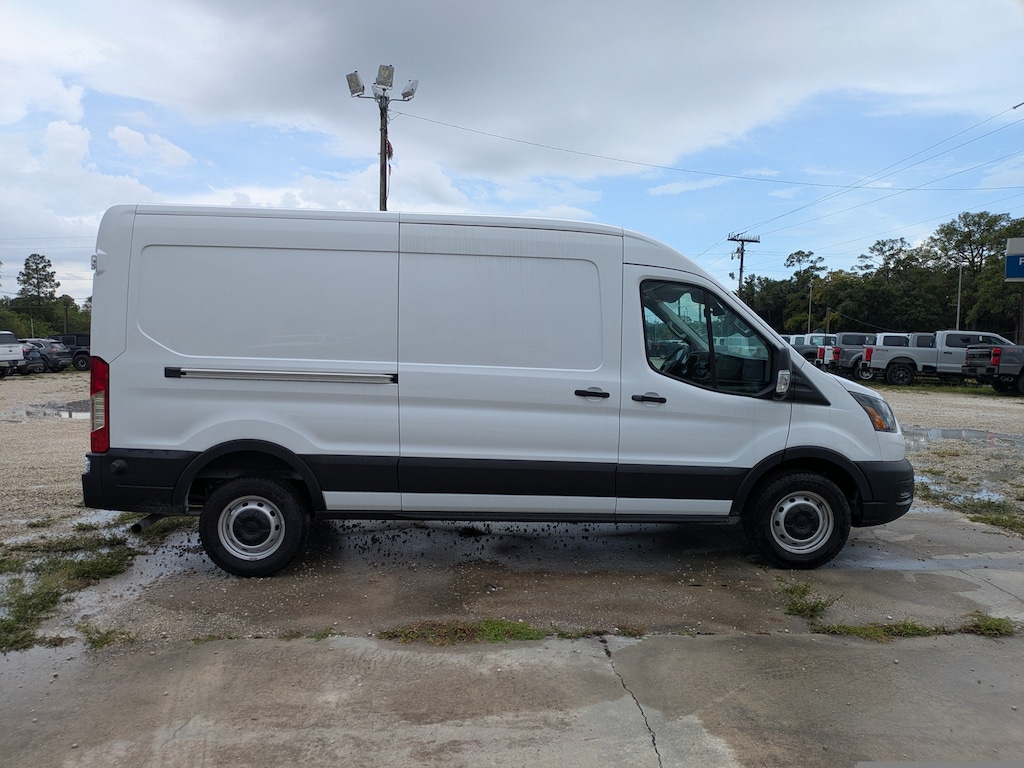 Used 2024 Ford Transit Cargo Van 148 Med roof T-250 148 Med Rf 9070 GVWR RWD