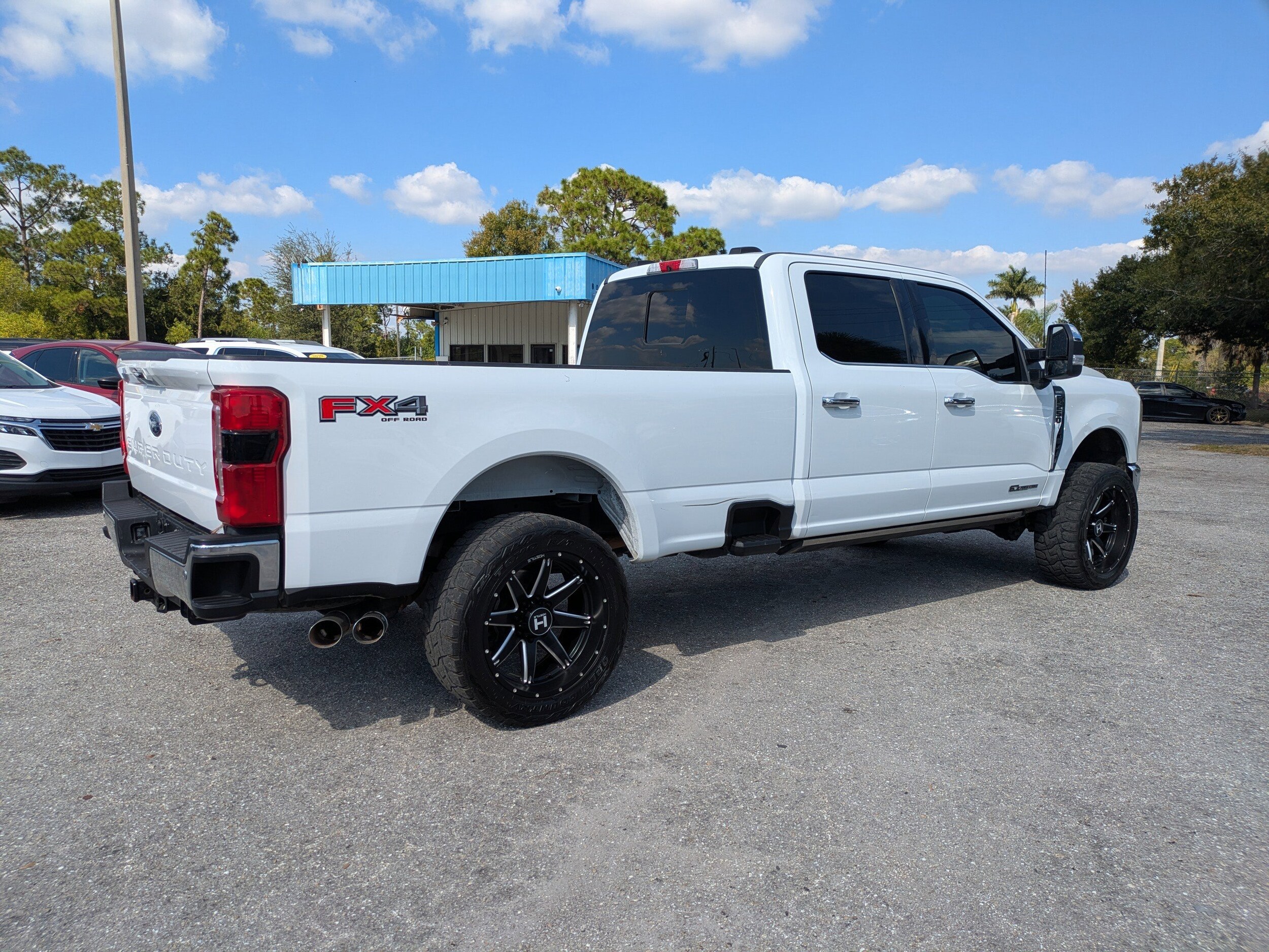 2023 Ford F-250 Lariat photo 4