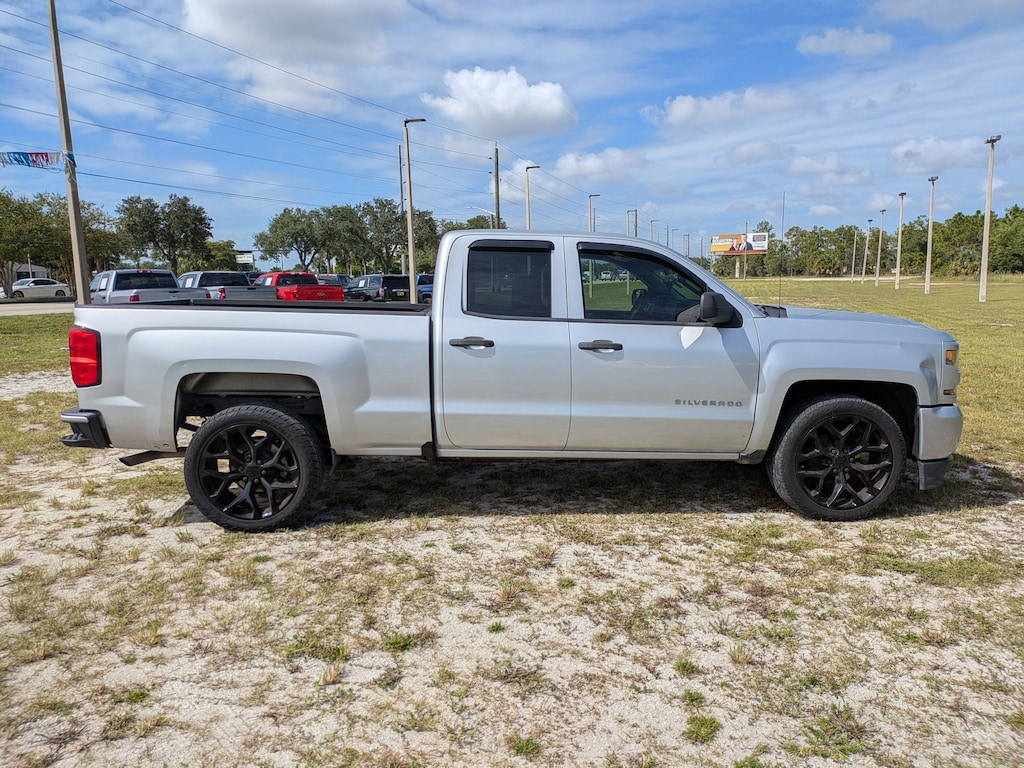 Used 2017 Chevrolet Silverado 1500 Custom 2WD Double Cab 143.5 Custom