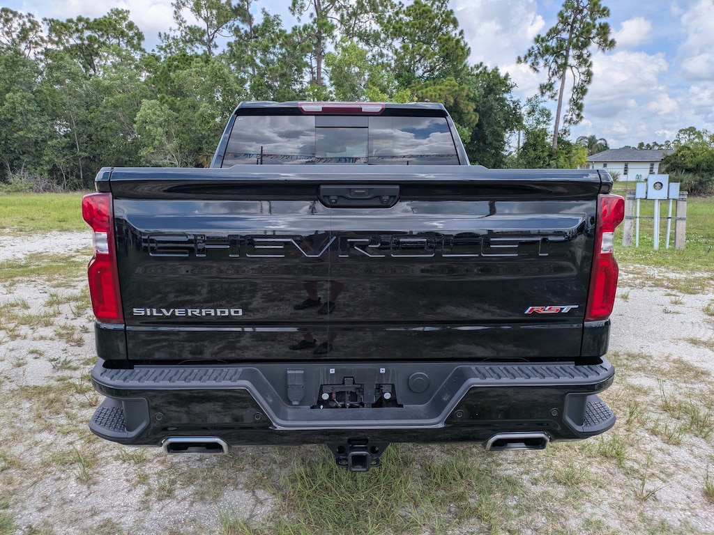 Used 2023 Chevrolet Silverado 1500 RST 4WD Crew Cab 147 RST