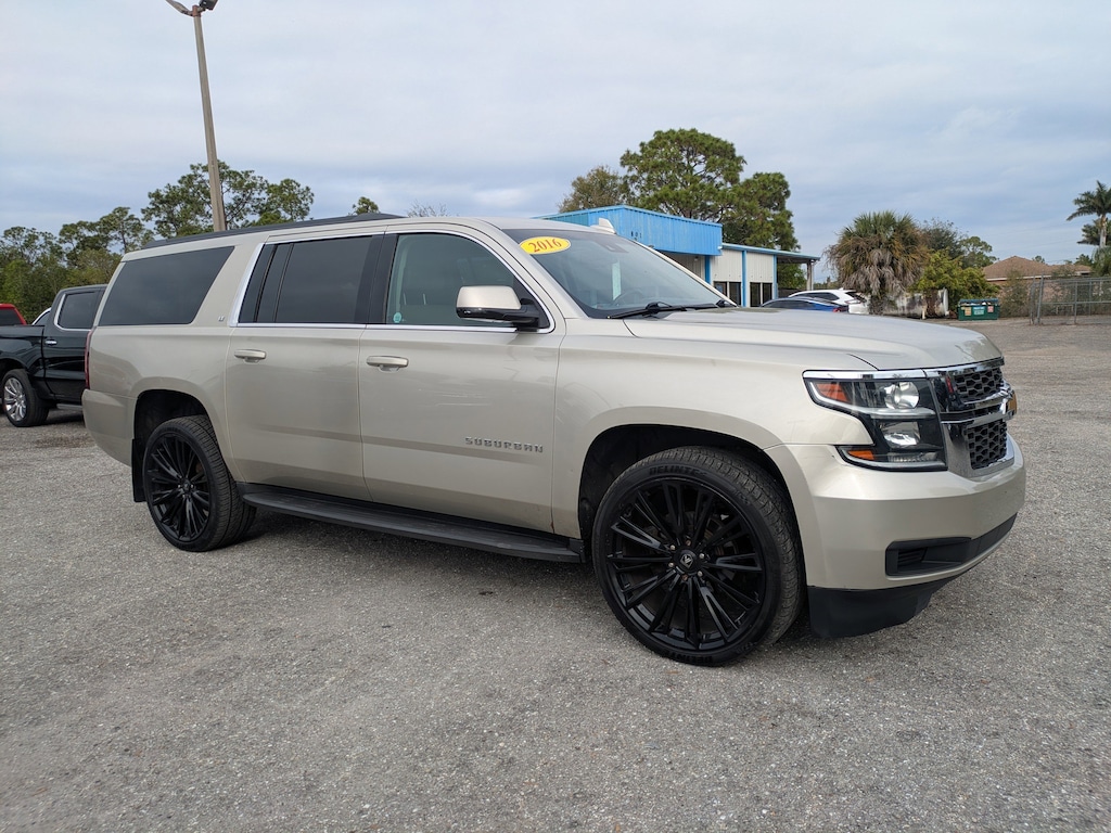 Used 2016 Chevrolet Suburban LT 4WD 1500 LT
