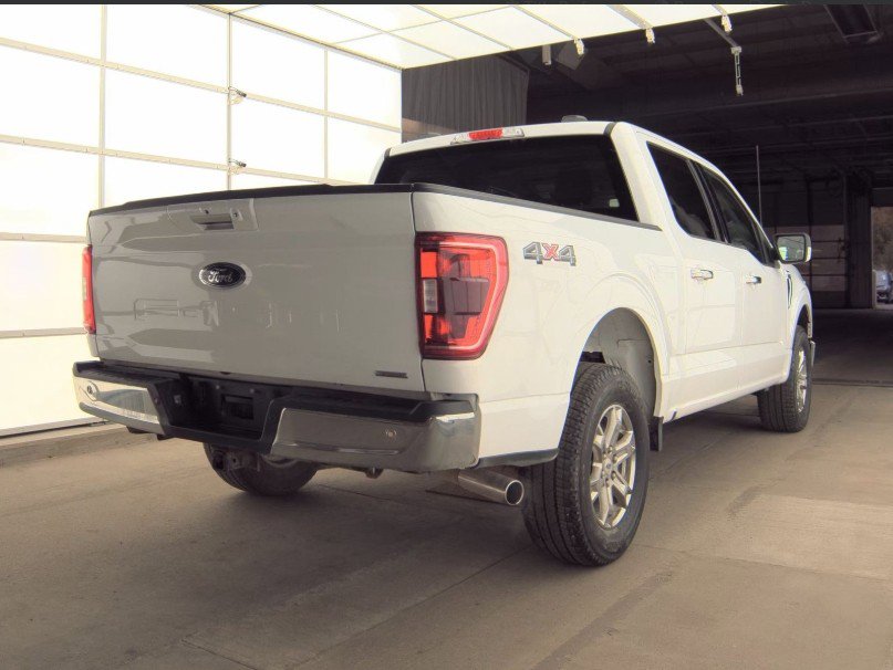 2022 Ford F-150 XLT photo 2