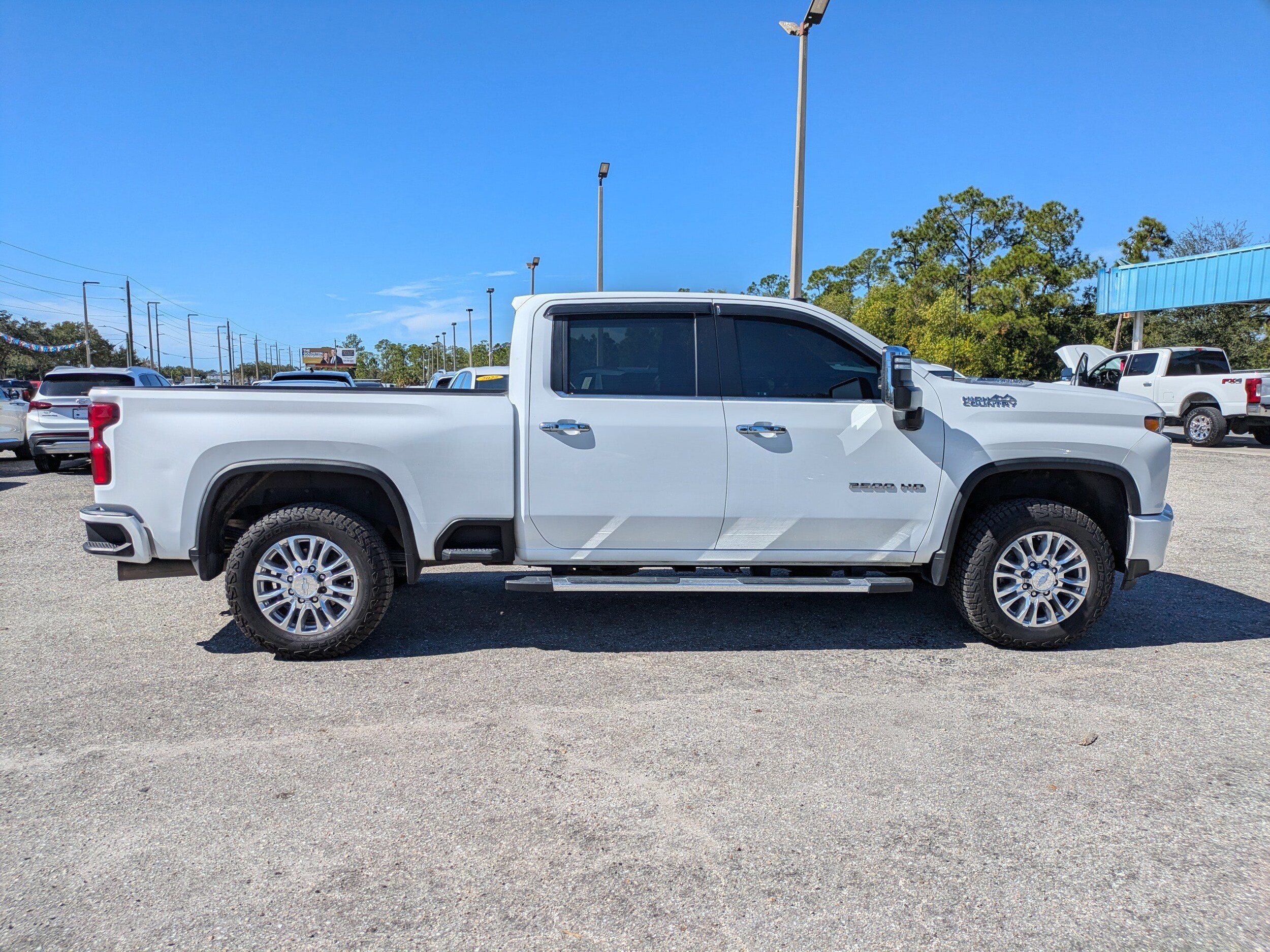 2020 Chevrolet Silverado 2500HD High Country photo 3