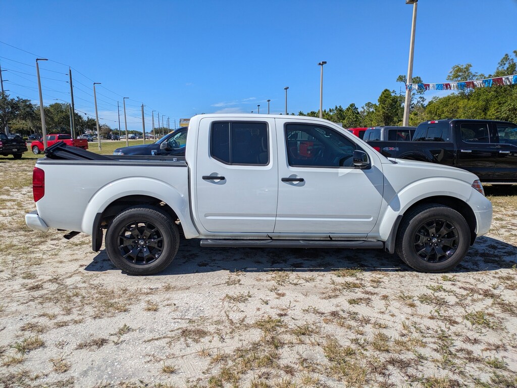 Used 2021 Nissan Frontier SV Crew Cab 4x4 SV Auto