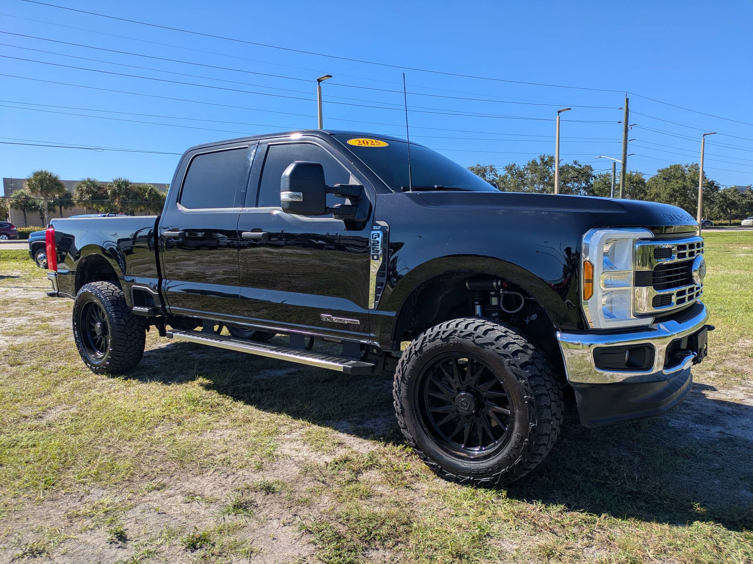 Used 2025 Ford Super Duty F-250 SRW XLT XLT 4WD Crew Cab 6.75 Box