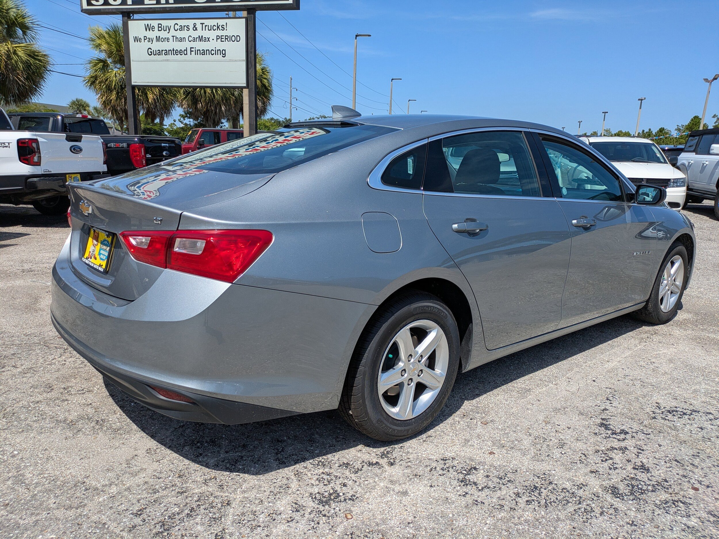 2023 Chevrolet Malibu 1LT photo 3