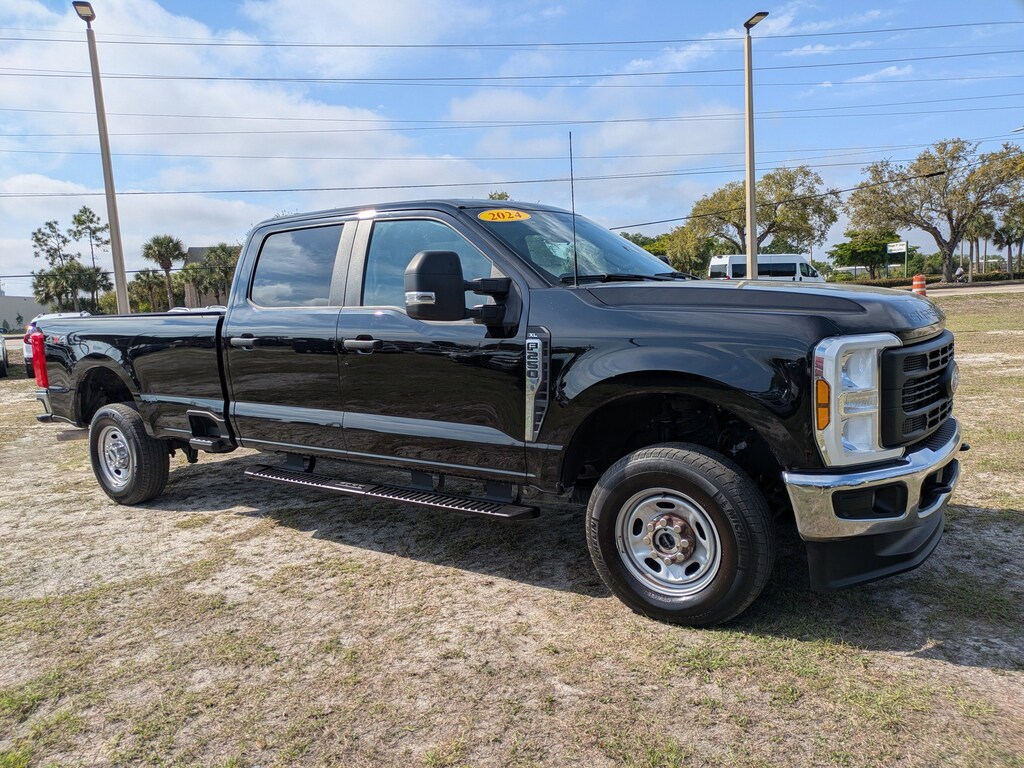 Used 2024 Ford Super Duty F-250 SRW XL XL 4WD Crew Cab 6.75 Box