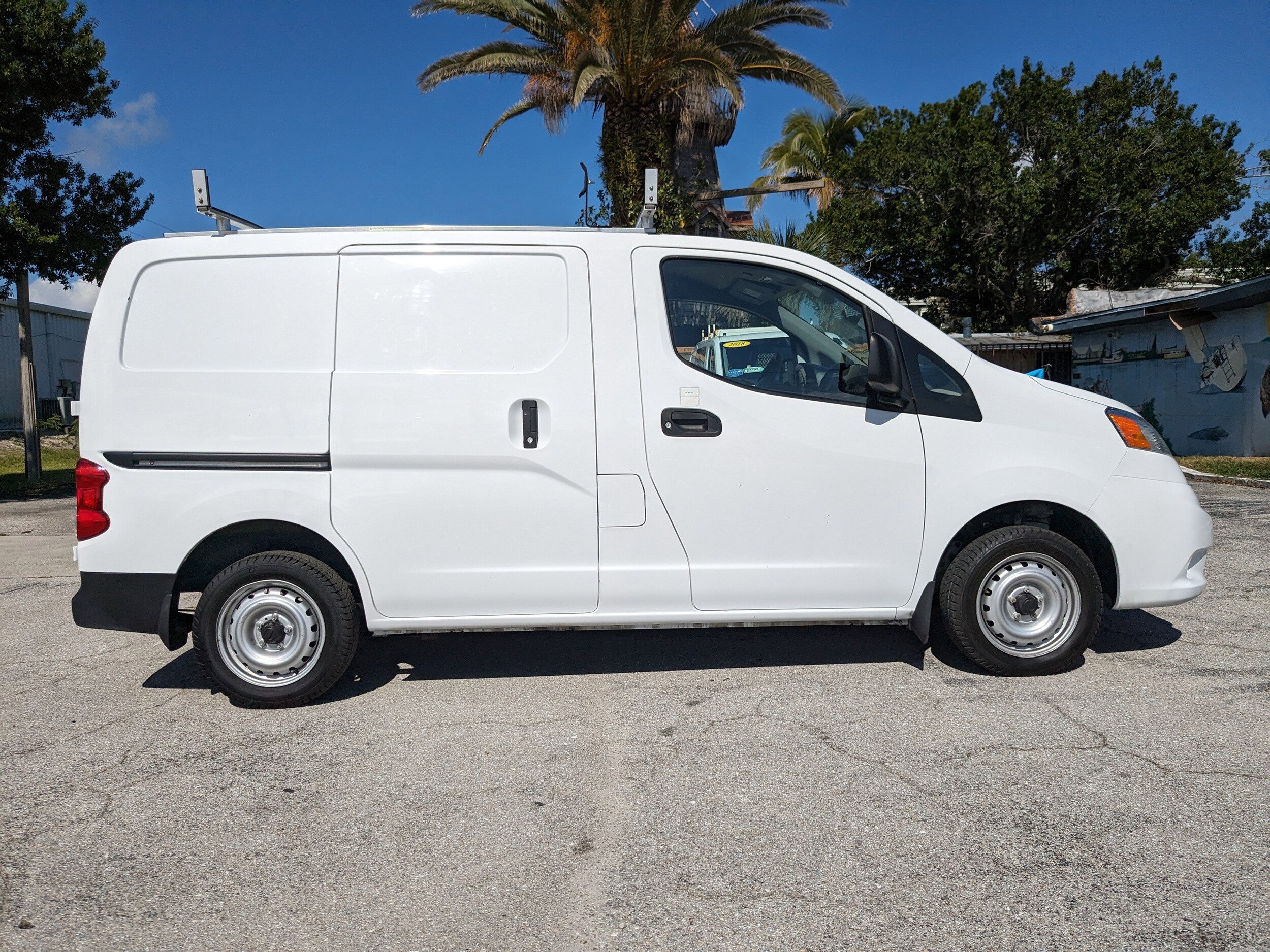 2021 Nissan NV200 S photo 3