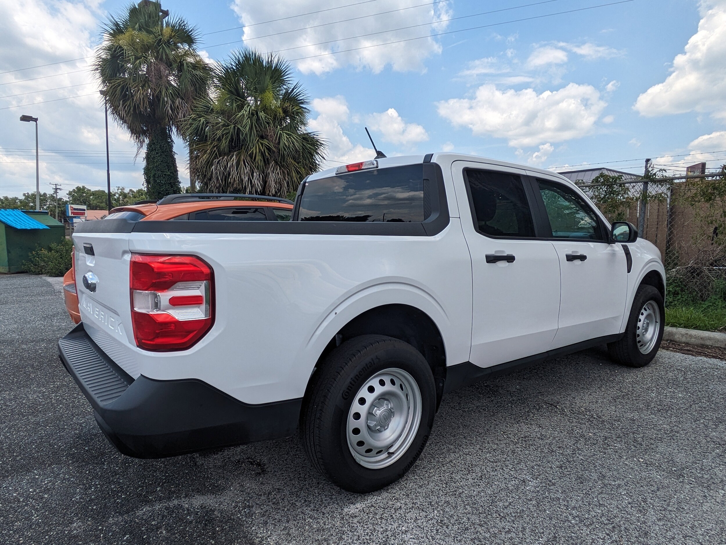 2022 Ford Maverick XL photo 4