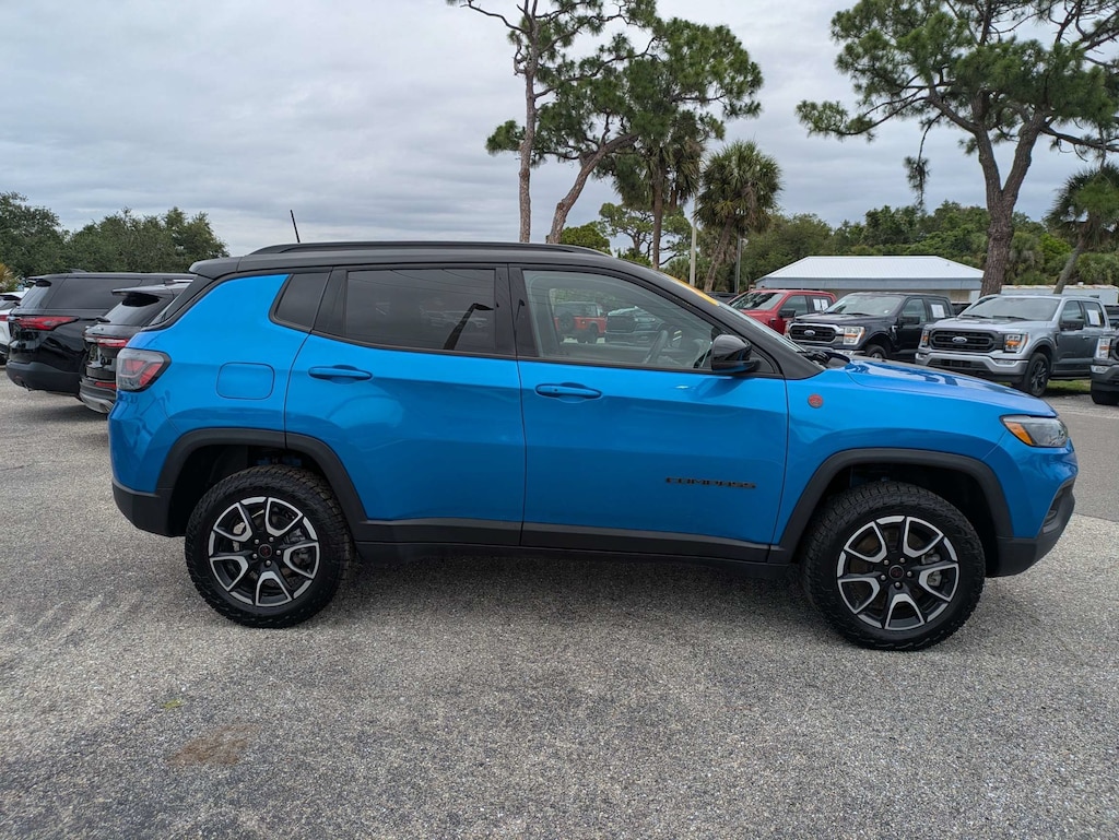 Used 2025 Jeep Compass Trailhawk Trailhawk 4x4