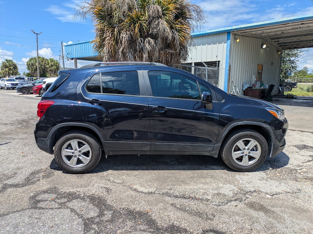 Used 2022 Chevrolet Trax LT AWD LT