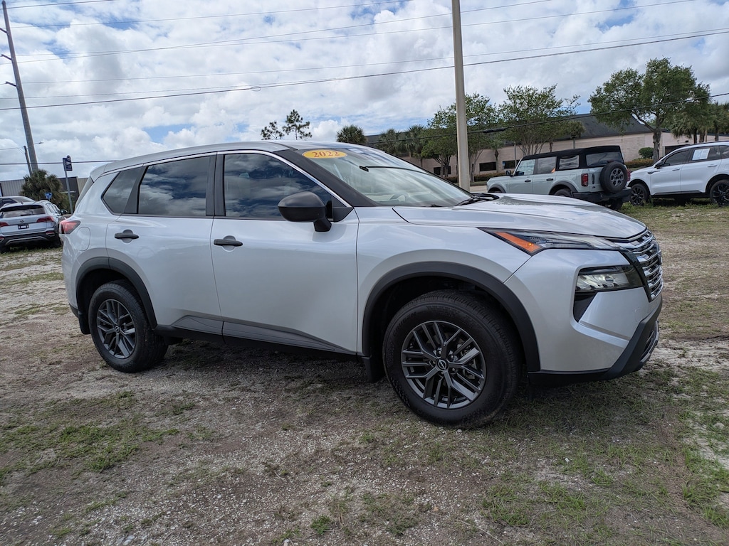 Used 2025 Nissan Rogue S FWD S