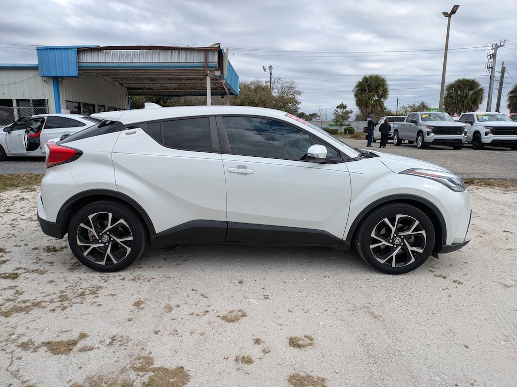 Used 2021 Toyota C-HR LE LE FWD