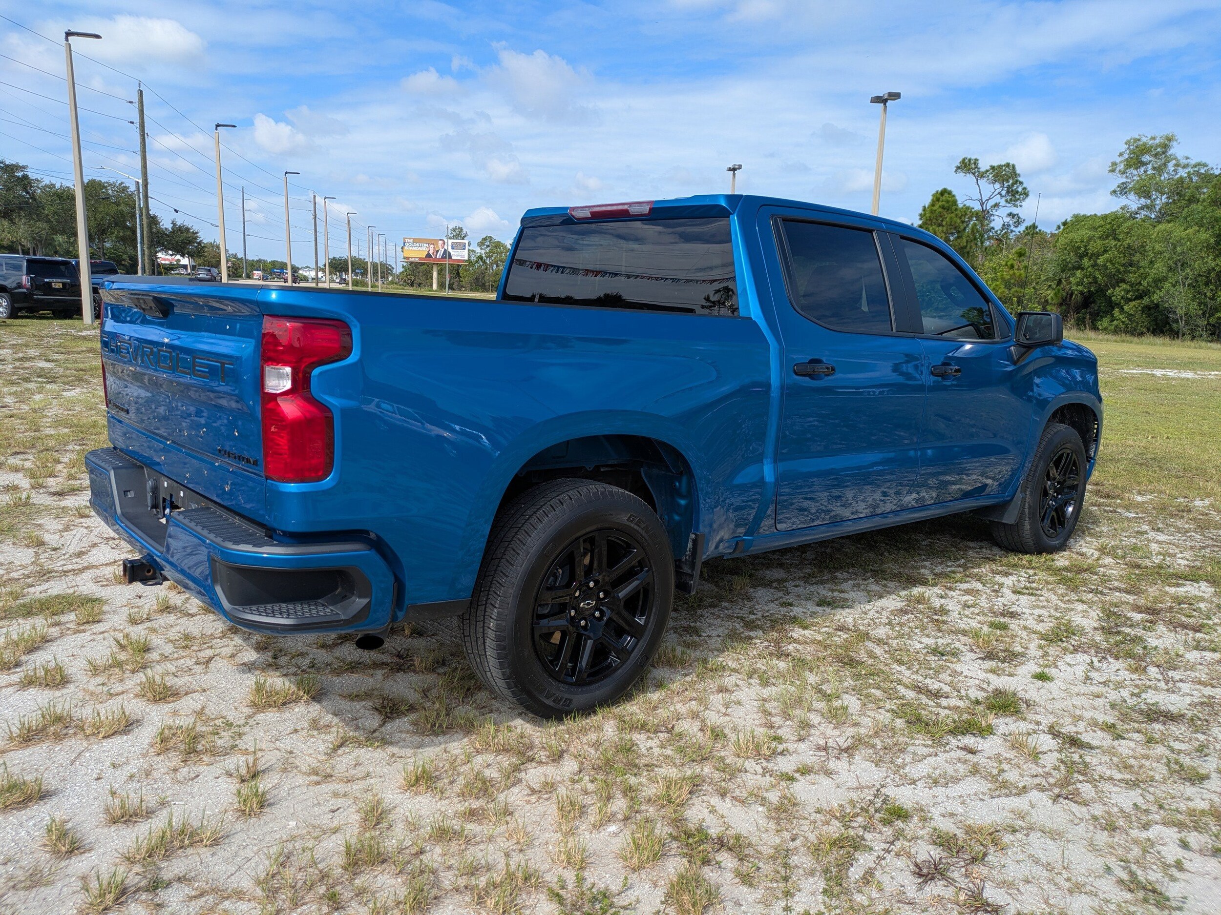 2023 Chevrolet Silverado 1500 Custom photo 4