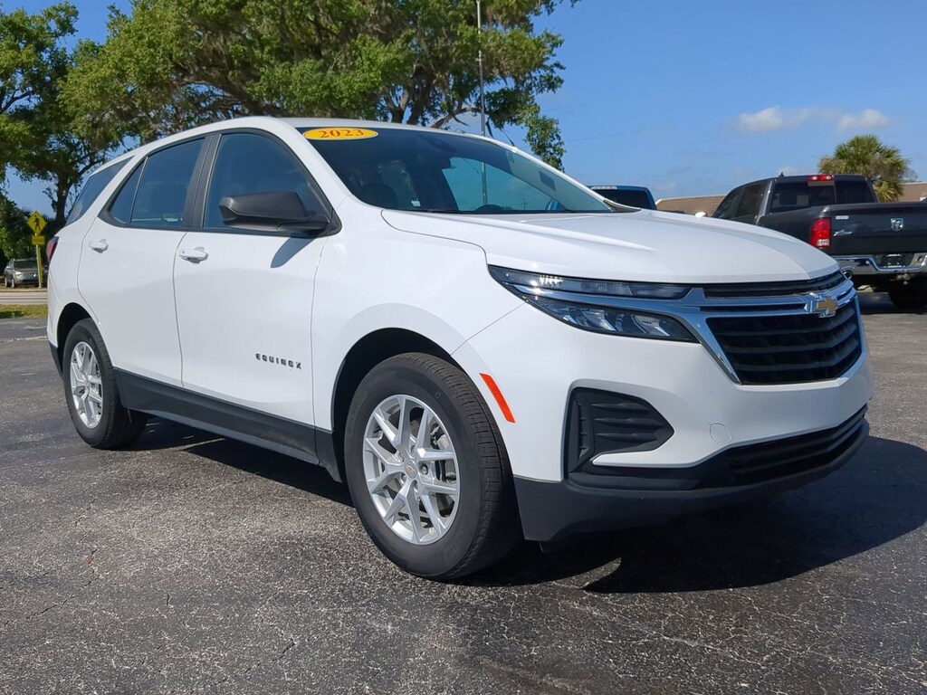 Used 2023 Chevrolet Equinox LS FWD LS w/1LS