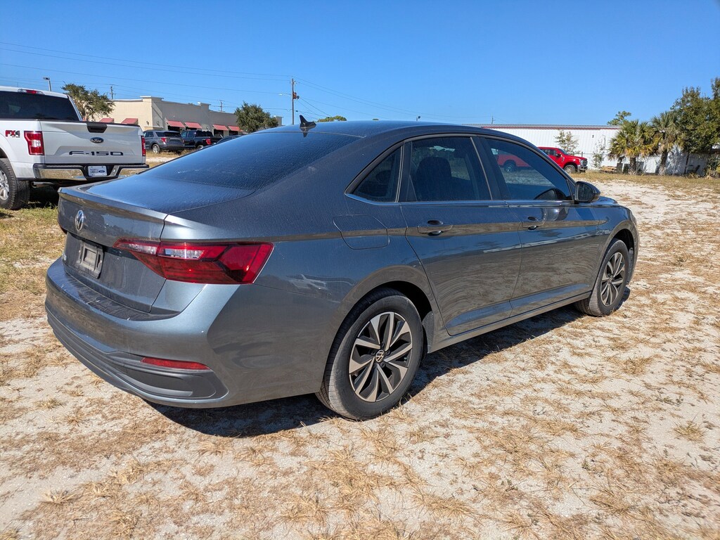 Certified 2022 Volkswagen Jetta S S Auto