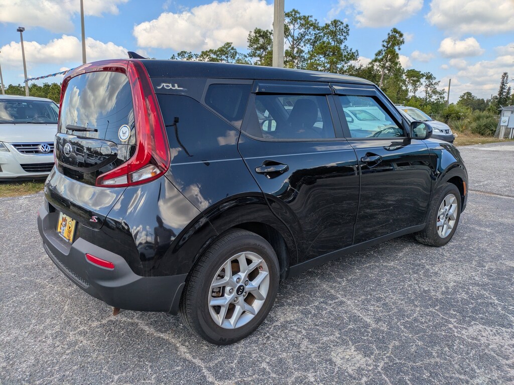 Used 2020 Kia Soul S S IVT