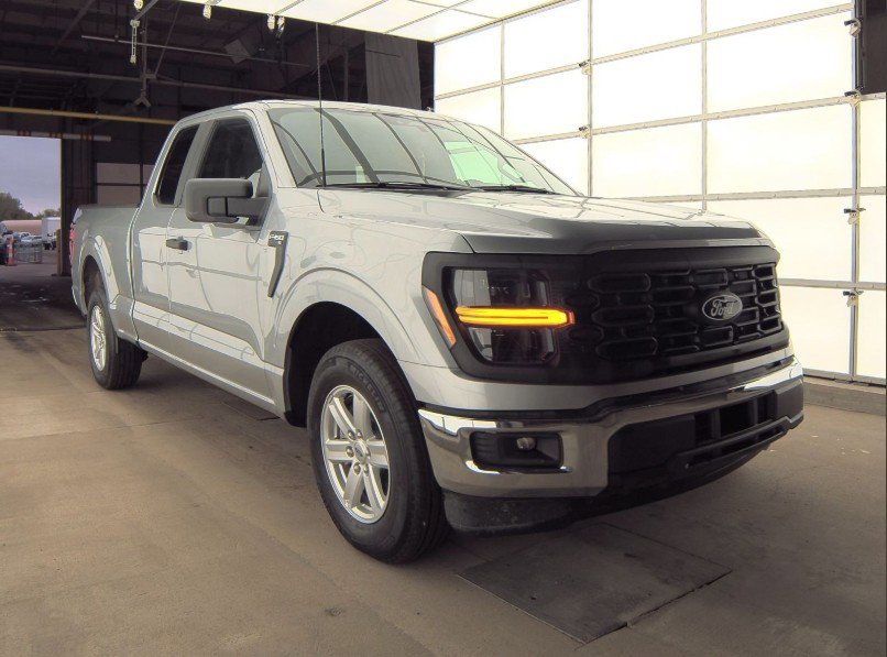 2024 Ford F-150 XL photo 3