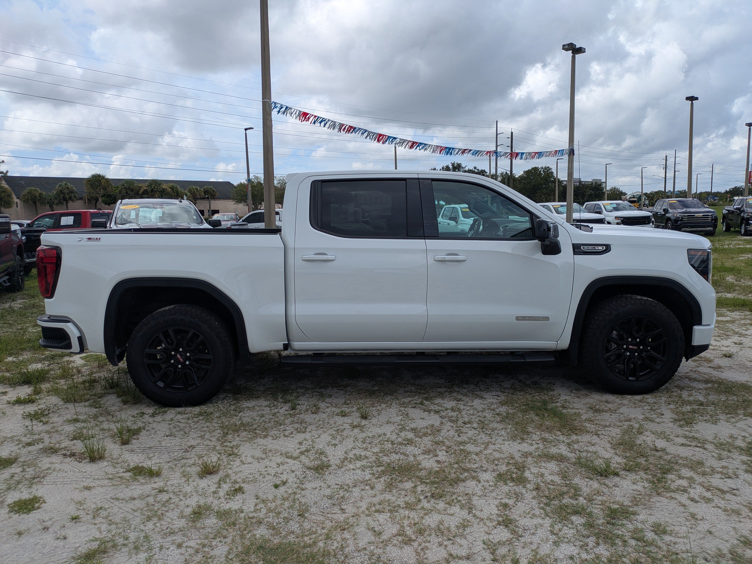Used 2026 GMC Sierra 1500 Elevation 4WD Crew Cab 147 Elevation w/3SB