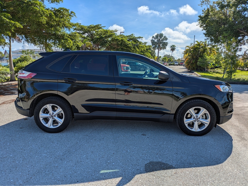 Used 2020 Ford Edge SE SE FWD