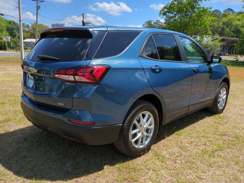 Used 2024 Chevrolet Equinox LS AWD LS w/1LS