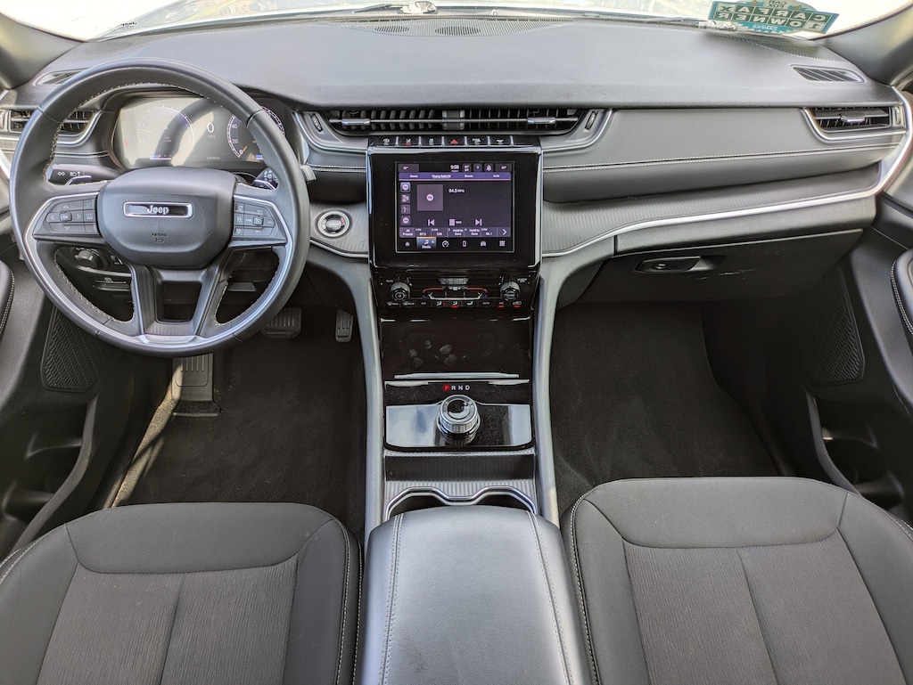 Used 2025 Jeep Grand Cherokee Laredo X Laredo X 4x4