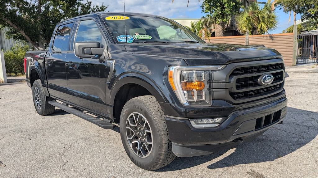 Used 2022 Ford F-150 XLT XLT 4WD SuperCrew 5.5 Box
