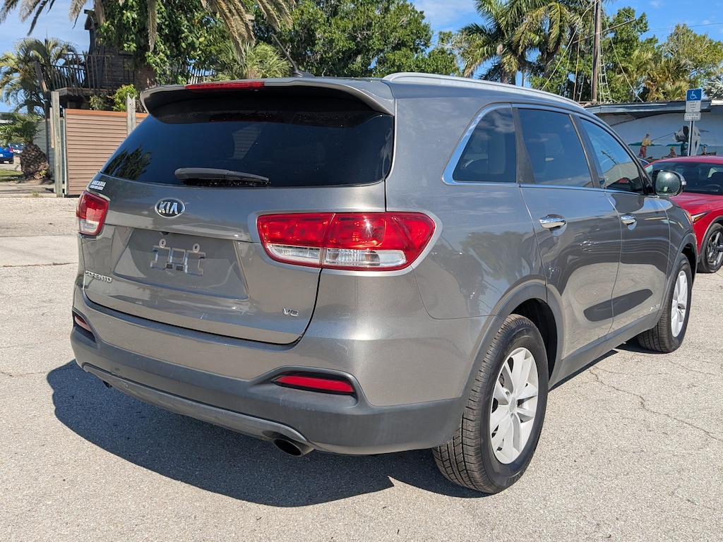 Used 2017 Kia Sorento LX V6 LX V6 AWD
